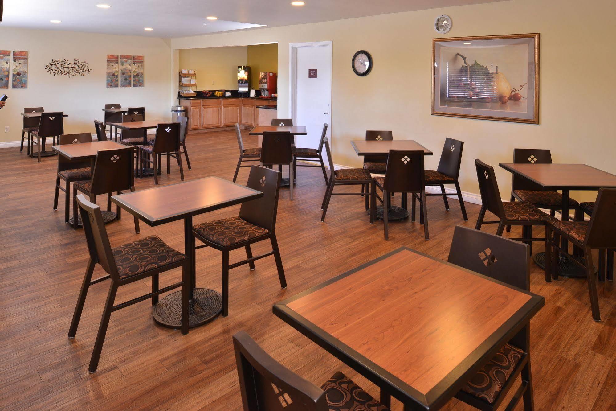 Pleasant Inn San Diego Restoran fotoğraf